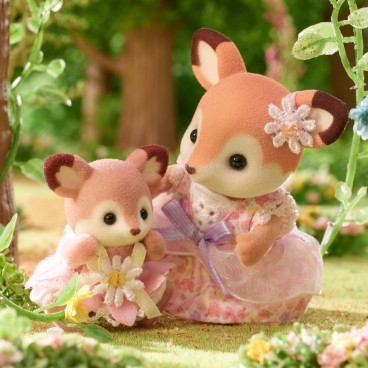Sylvanian Families 5801 Peuravauvat kukkakeinussa